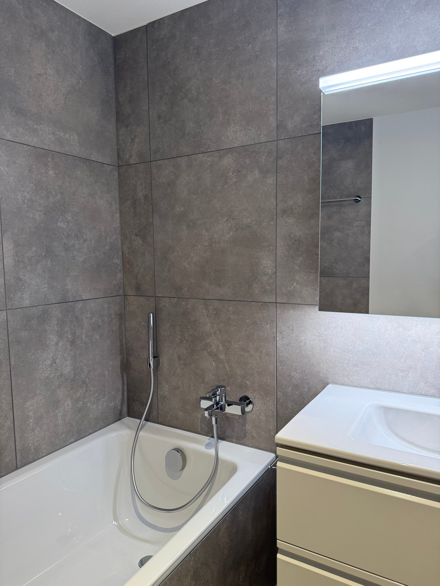 Charmante 2.5-Zimmer-Wohnung in Seenähe - Bild 4