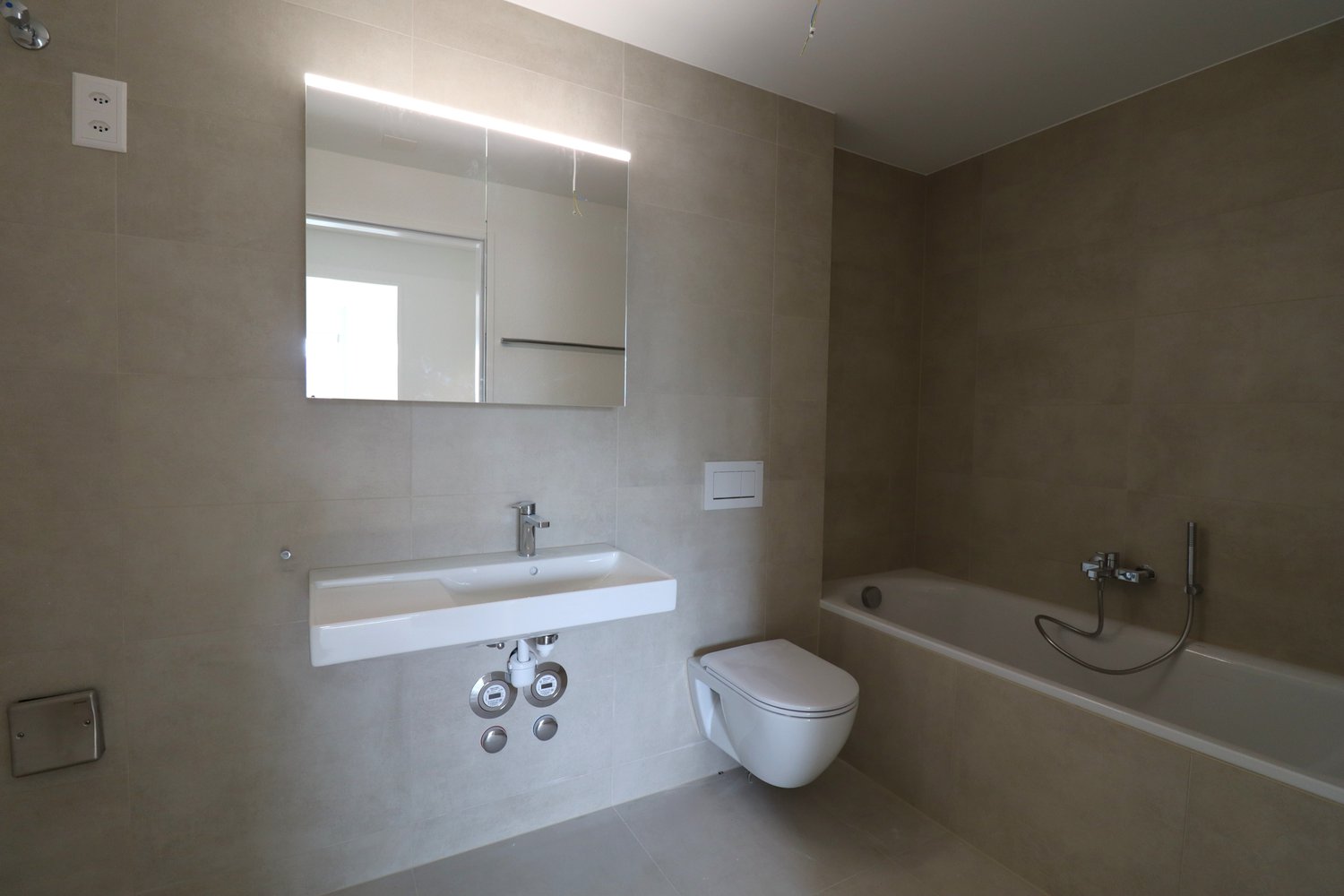 NEUBAU 3.5-Zimmer Gartenwohnung an ruhiger Lage - Bild 4