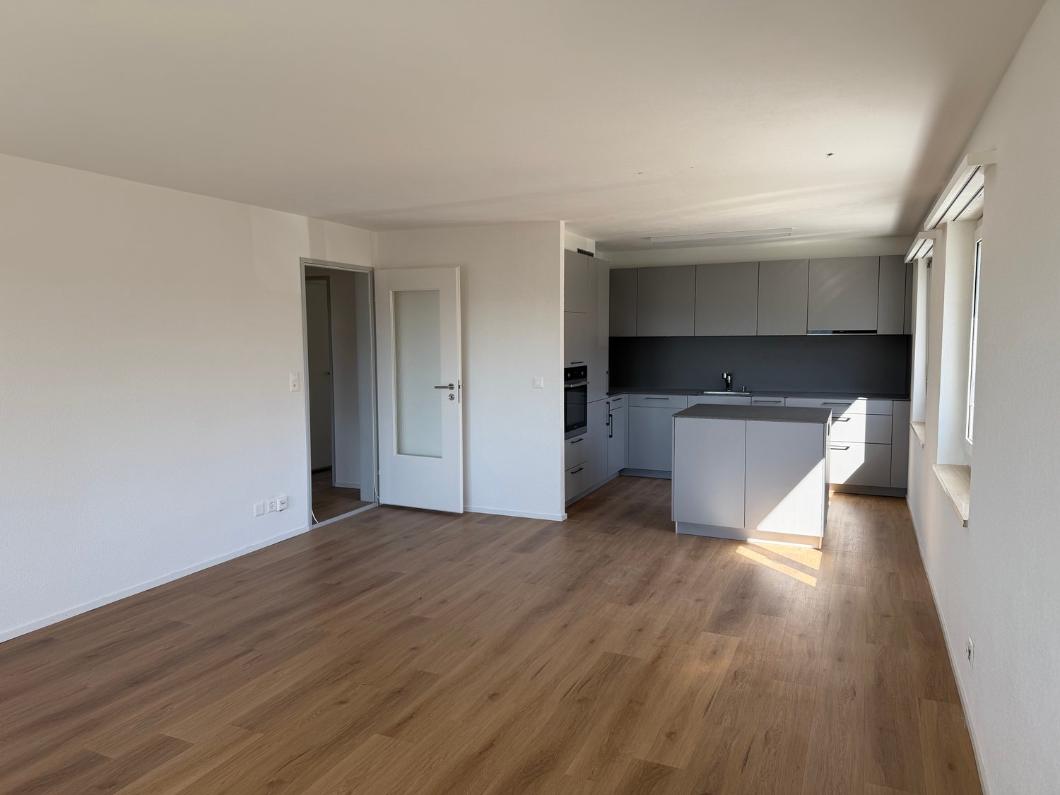 Erstbezug nach hochwertiger Totalsanierung – Wohnen mit Stil an bester Lage in St. Gallen - Bild 2