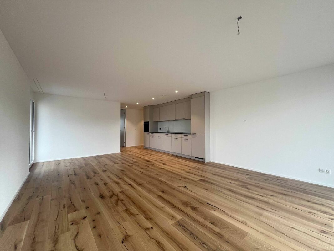 helle 3.5 Zimmerwohnung mit Weitsicht! - Bild 1