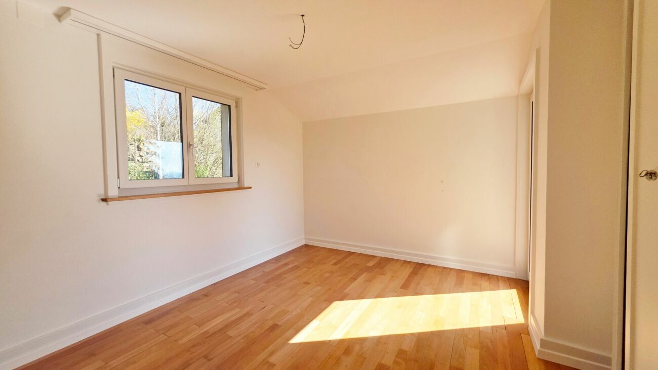 Einmalige Gelegenheit - Stilvoll saniertes Doppelhaus-Hälfte an bester Wohnlage - Bild 11