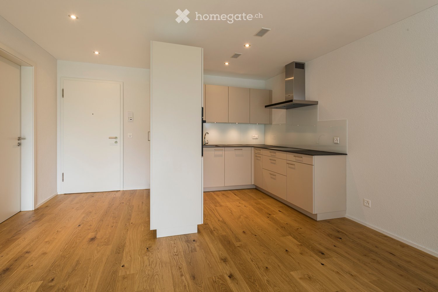 Moderne 2.5-Zimmer-Wohnung mit Terrasse in Feldbrunnen - Bild 3