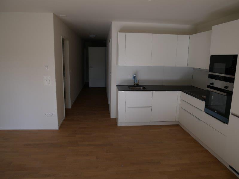 Moderne 3.5-Zimmer-Erdgeschosswohnung mit Gartenblick in Oberkulm - Bild 2