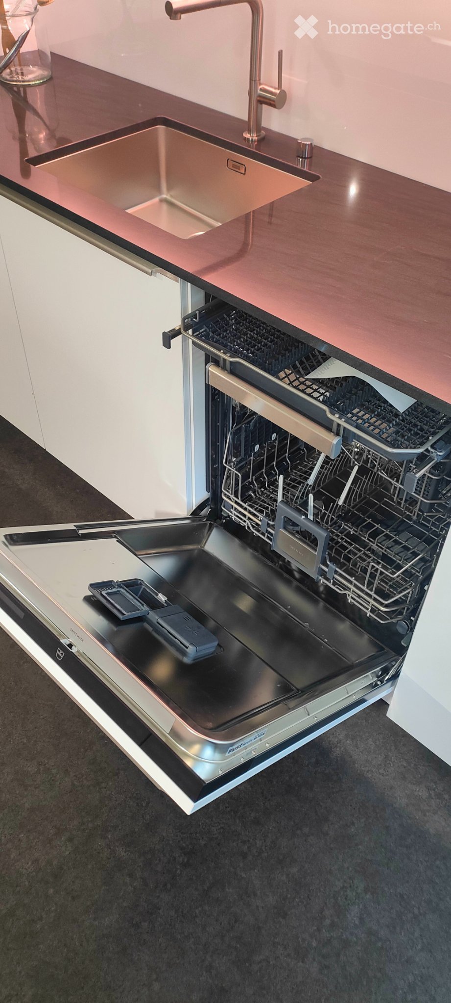 Zu Vermieten  Neue 2.5 Zimmer Wohnung in Zeihen - Bild 4