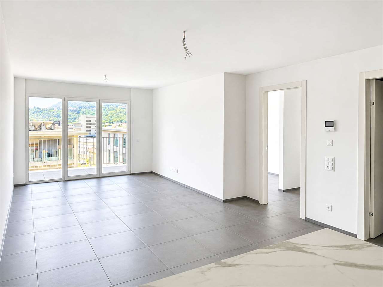 MODERNO 2.5 LOCALI CON TERRAZZO ALL'ULTIMO PIANO - Bild 3