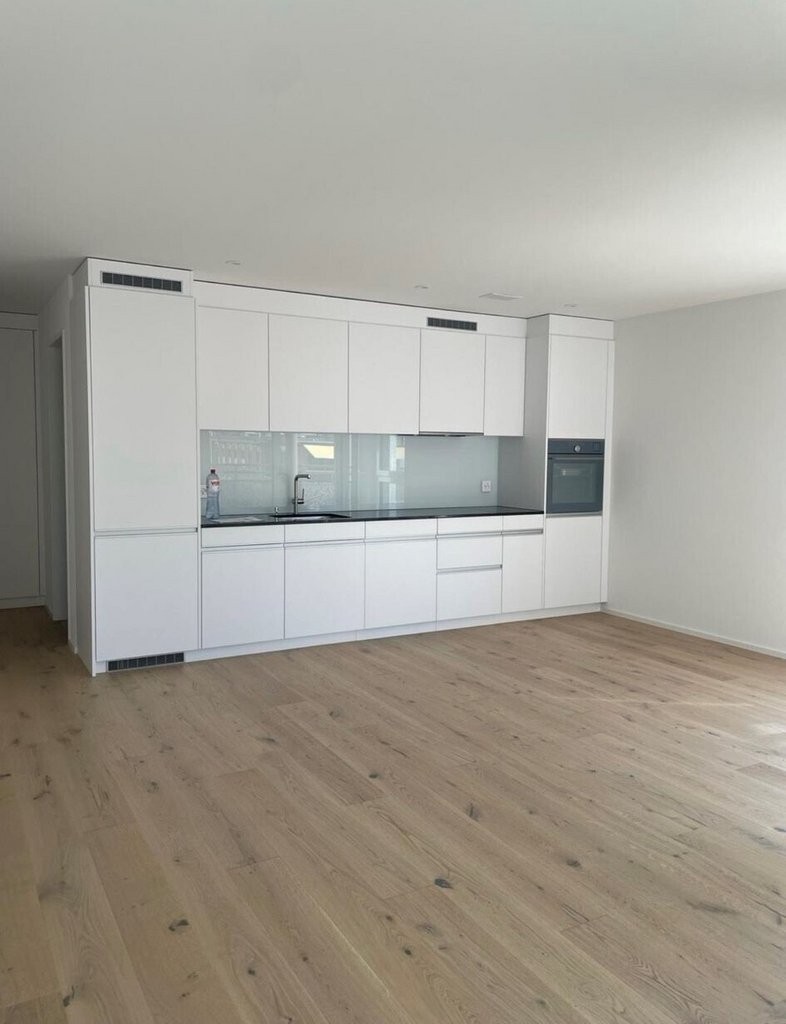 Wohnen im schönen Stadtleben Rorschach - Kueche.jpg