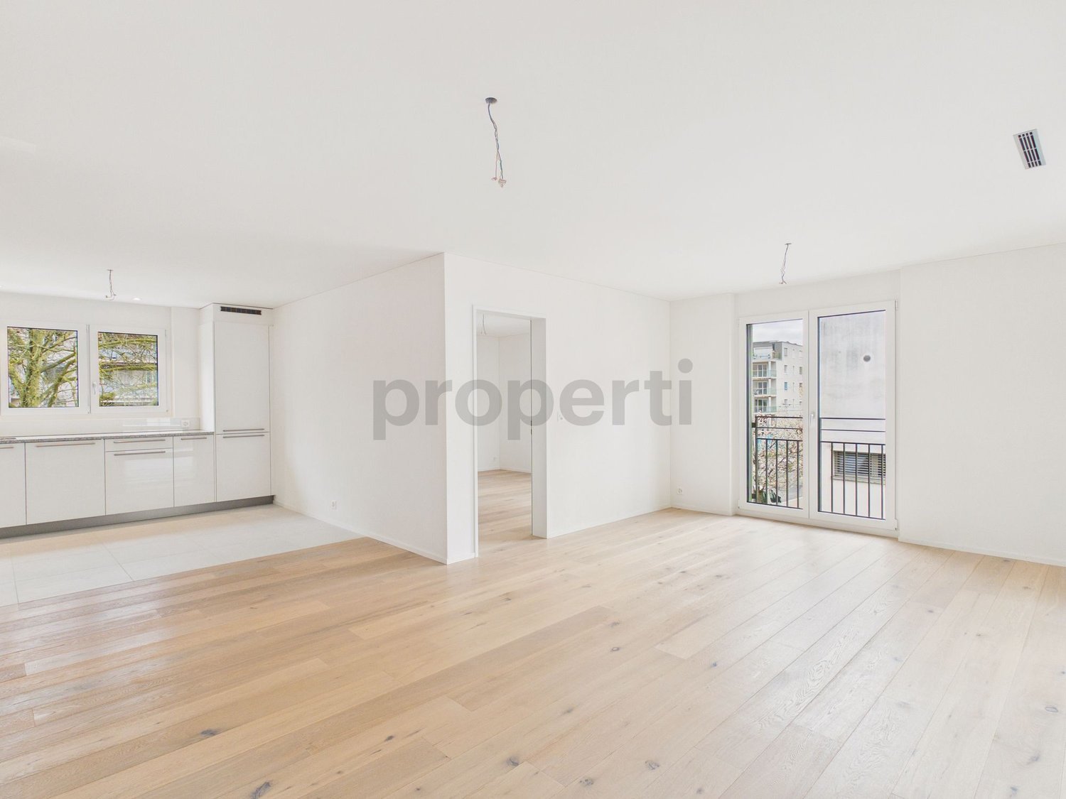 Moderne 3.5-Zimmer-Wohnung mit Balkon in Affoltern - Image 2