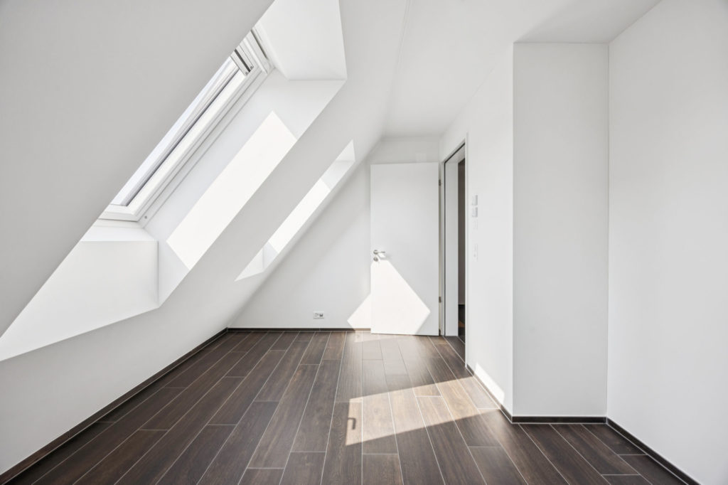 ERSTVERMIETUNG: Exklusive Maisonettewohnung mit Dachterrasse Oerlikon - Bild 7
