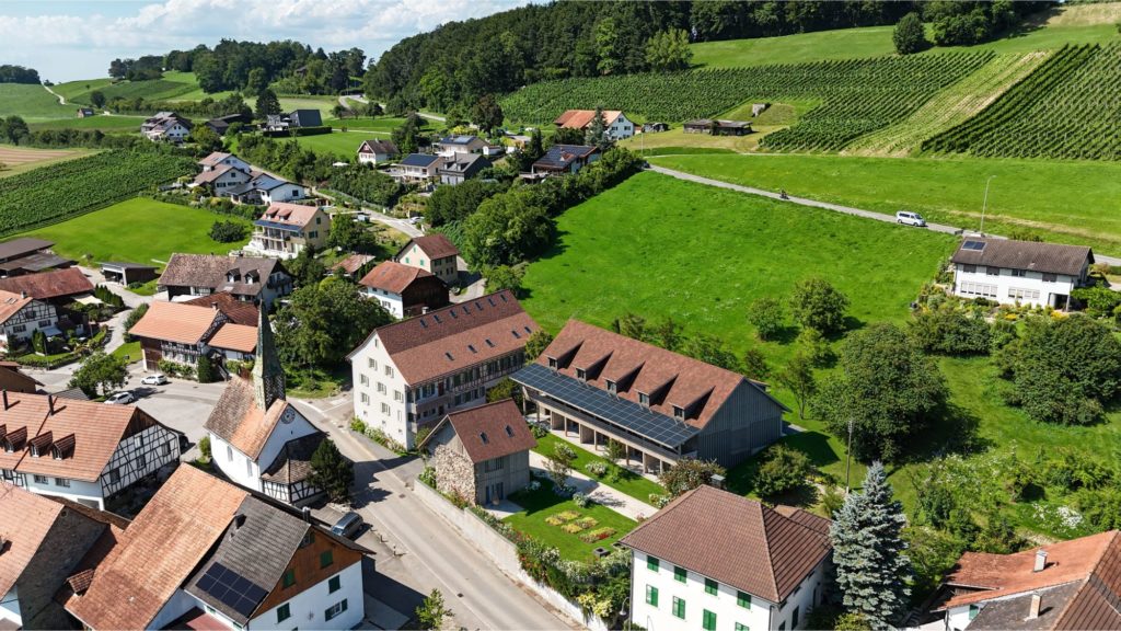 Attraktive 3.5 Zimmer Eigentumswohnung - ENGEL Niederneunforn - Bild 3
