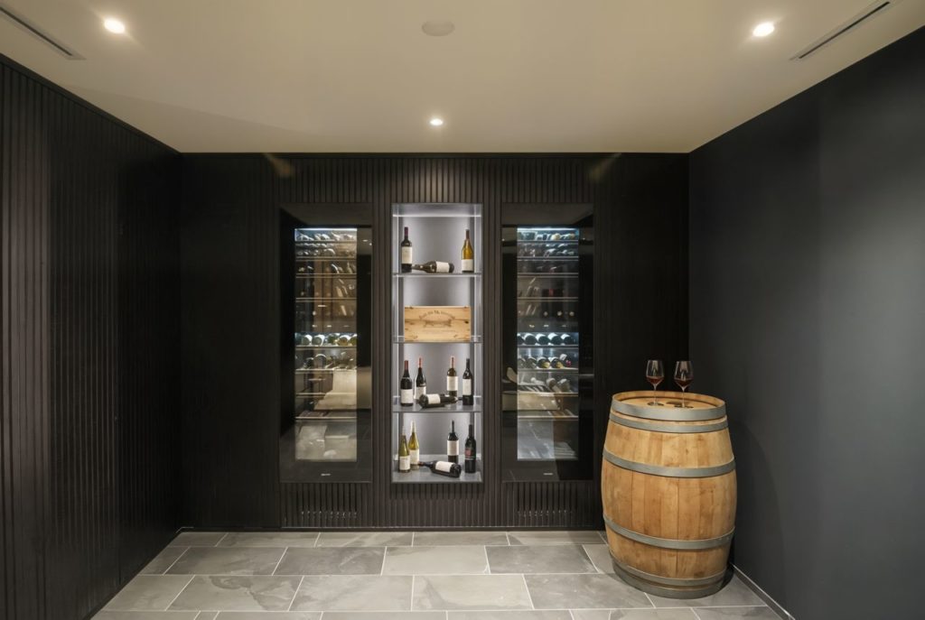 Einmalige Neubau-Villa in Horgen ZH - Weinkeller