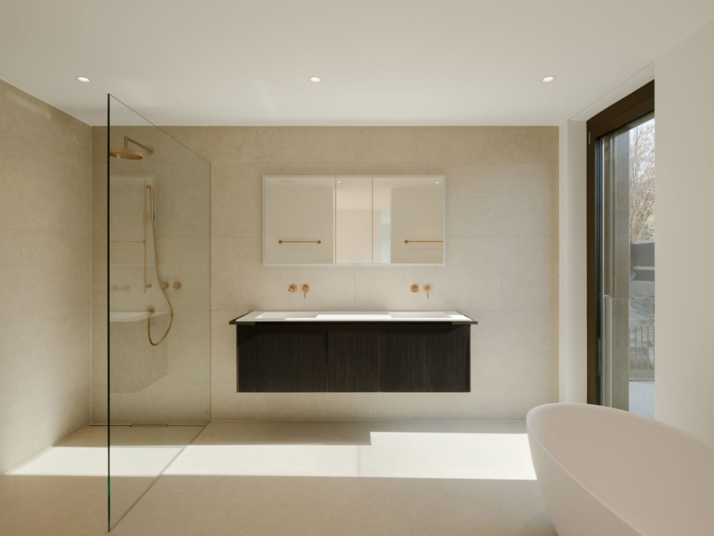 Exquisite 4.5 Zimmer Attikawohnung in Küsnacht ZH - Walde Immobilien
