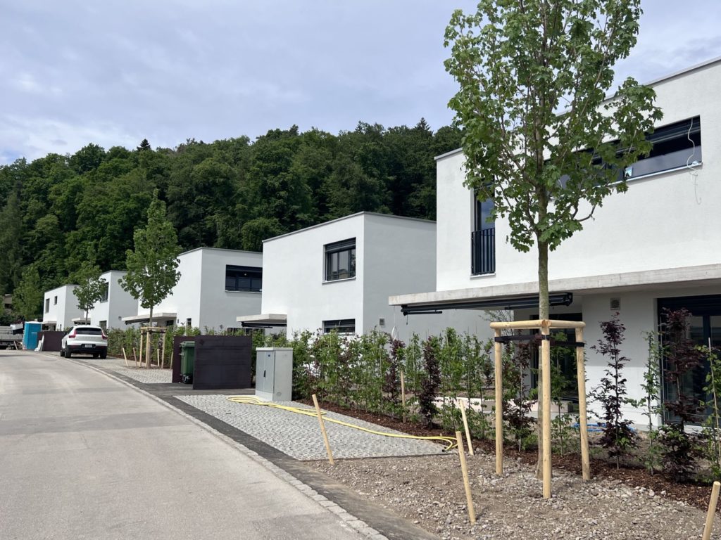 Projektankündigung - 4.5-Zimmer-Einfamilienhaus in Oetwil - Bild 1