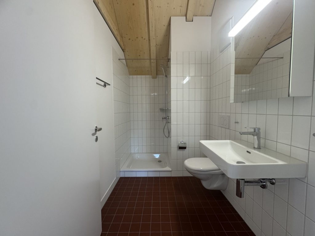 Attraktive 4.5-Zimmer Wohnung in Niederhasli - Bild 5