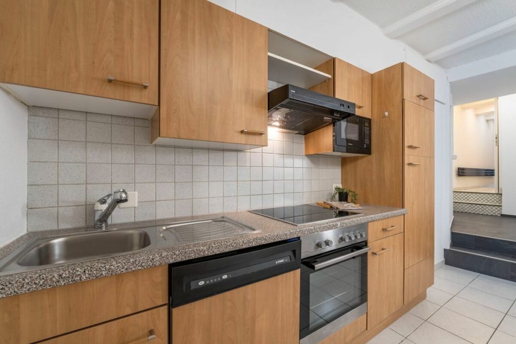 Top Gelegenheit - möblierte WG-Zimmer in Brugg AG - Bild 1