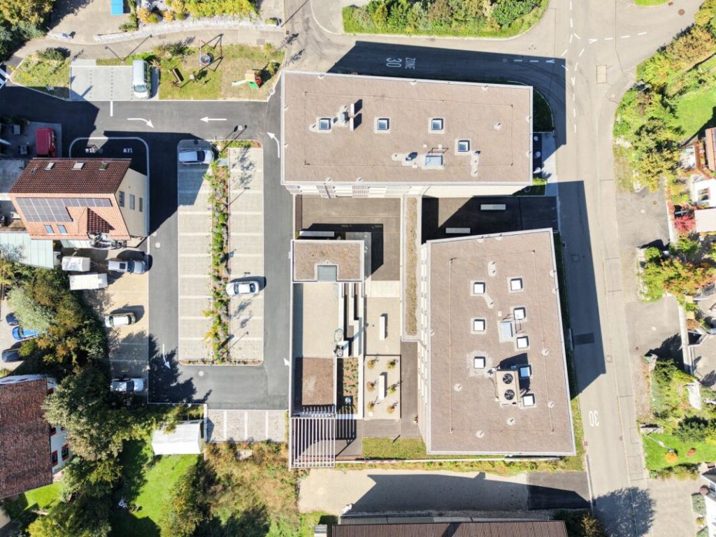 Erstbezug im Edelrohbau - Ihre neue Gewerbefläche im Zentrum von Küttigen - Bild 2