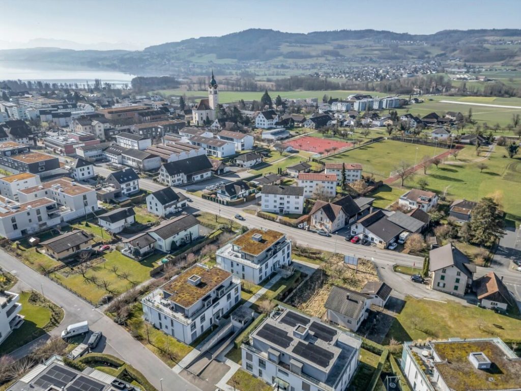 Seengen am Hallwilersee: 4 kompakte Häuser mit Dorfnähe, EFH 2 - Bild 12