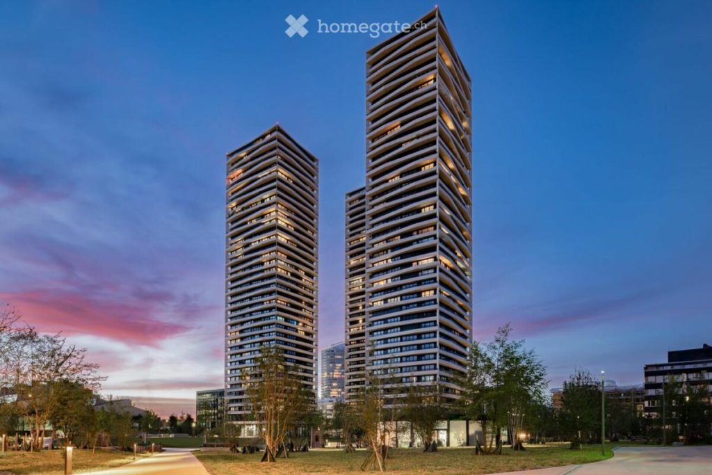 Grosse, luxuriöse 2.5 Zimmer-Wohnung - Bild 1