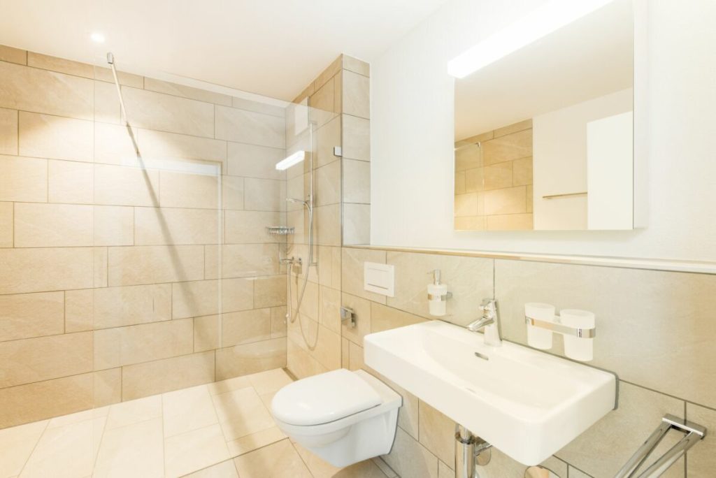 201 3.5 Dachwohnung - Bild 7