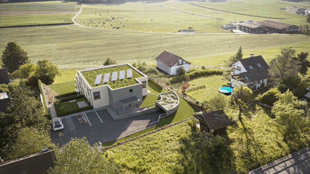 Ihr Zuhause mit Terrasse, Garten und Aussicht! - Ostansicht