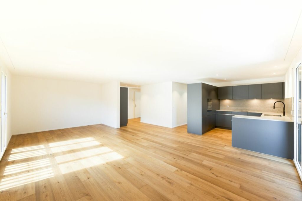 Neubauwohnung mit grosser Terrasse - Wohnen, Whg. 101
