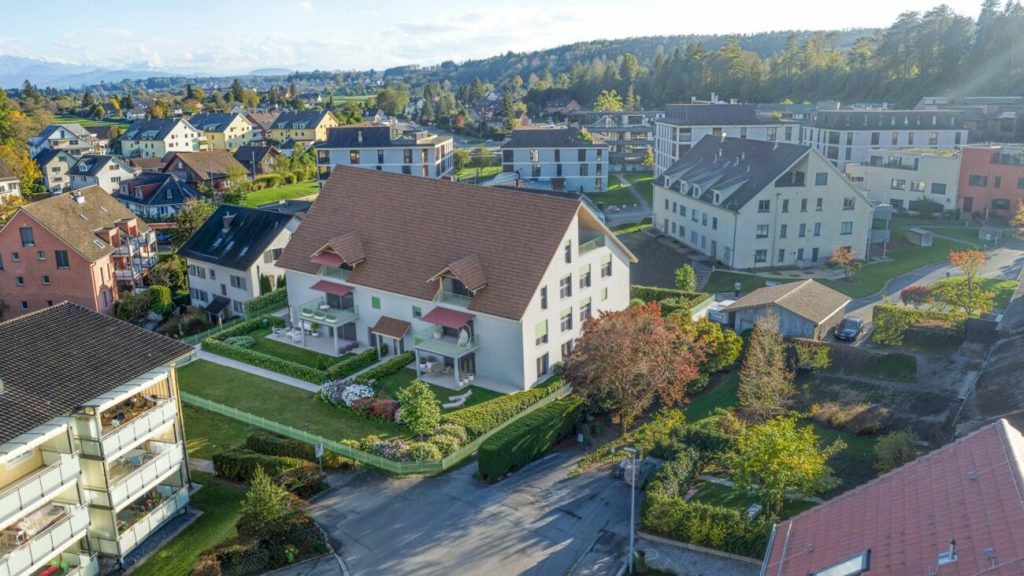 Exklusive Eigentumswohnungen in Esslingen ZH - Aussenansicht