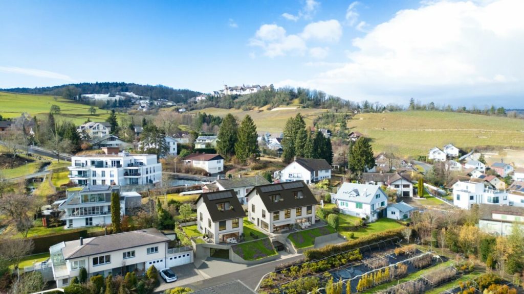 puro vivere: Exklusives Einfamilienhaus mit Garten & Aussicht - Bild 2