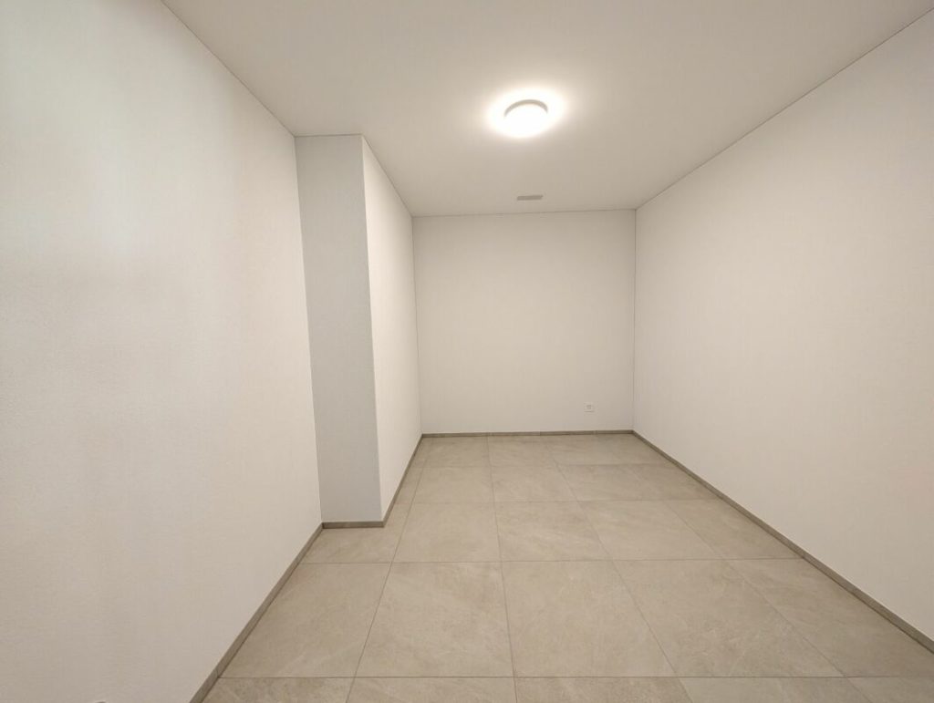 Familienwohnen mit Garten und viel Stauraum - Bild 12