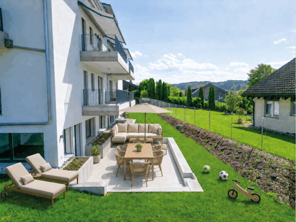 Familienwohnen mit Garten und viel Stauraum - Bild 1