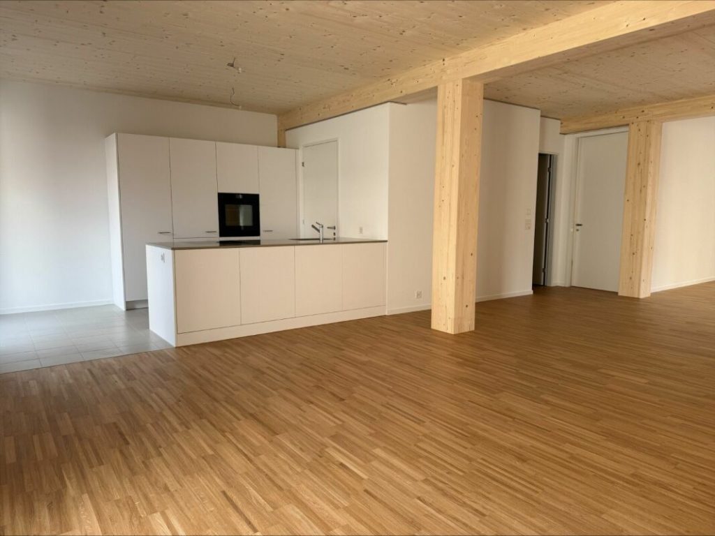 Aeschbachquartier Aarau - Hofhaus: Grosszügige 2.5 Zimmerwohnung mit Terrasse - Bild 3