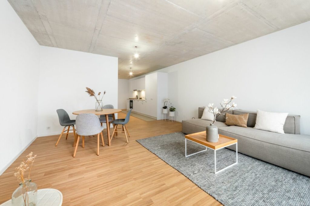 Einzigartige Loftwohnung mit Bogenfenster und Dachterrasse - Bild 6