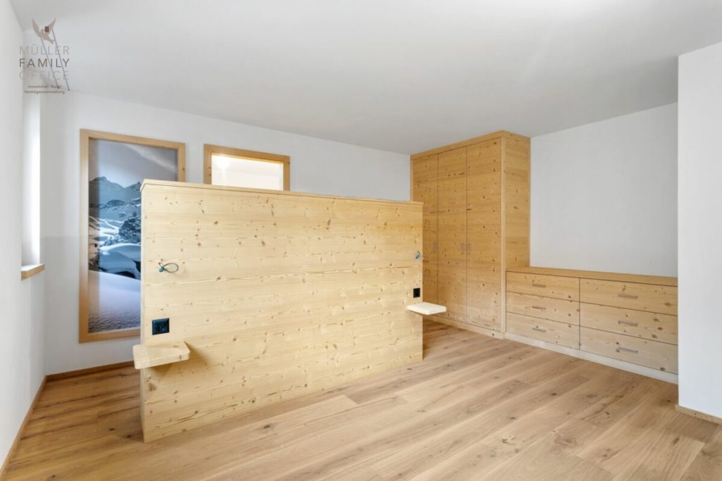 Neubau Wohntraum im modernen Bergchic - 4 1/2 Zimmer-Wohnung mit grosser Panorama Terrasse (Zweitwohnung) - Bild 10
