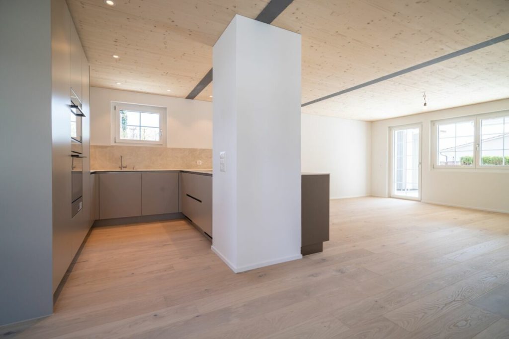 Bezugsbereit - modernes Familienhaus mit viel Platz und Garten - Bild 4