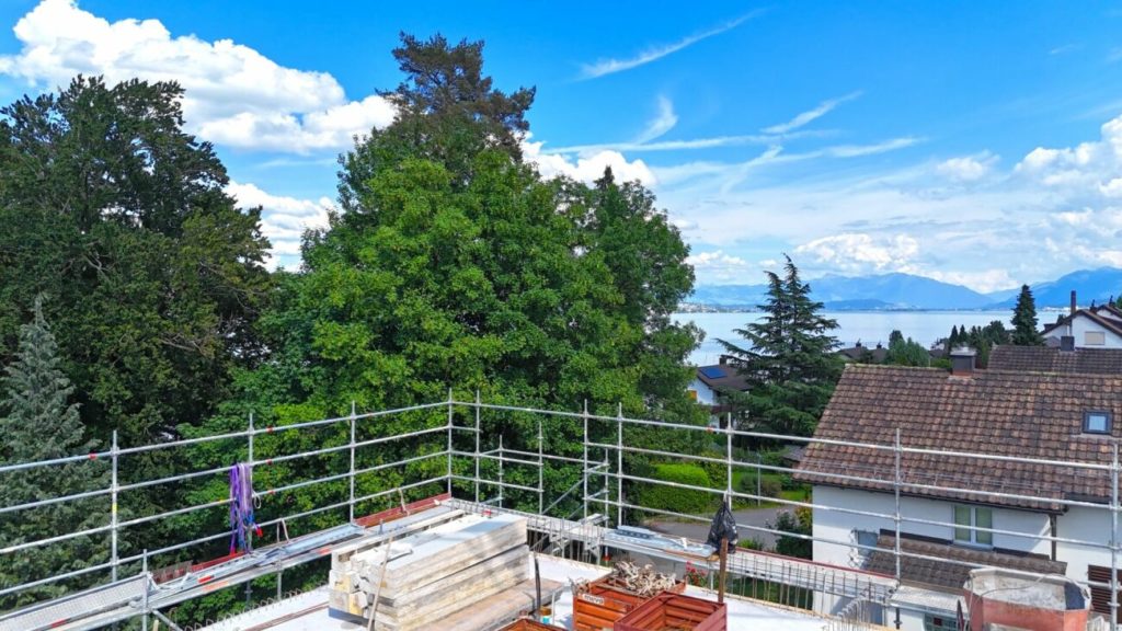 DIE KRÖNUNG DES HAUSES NIMMT FORM AN - DACHWOHNUNG IM BAU - Bild 8