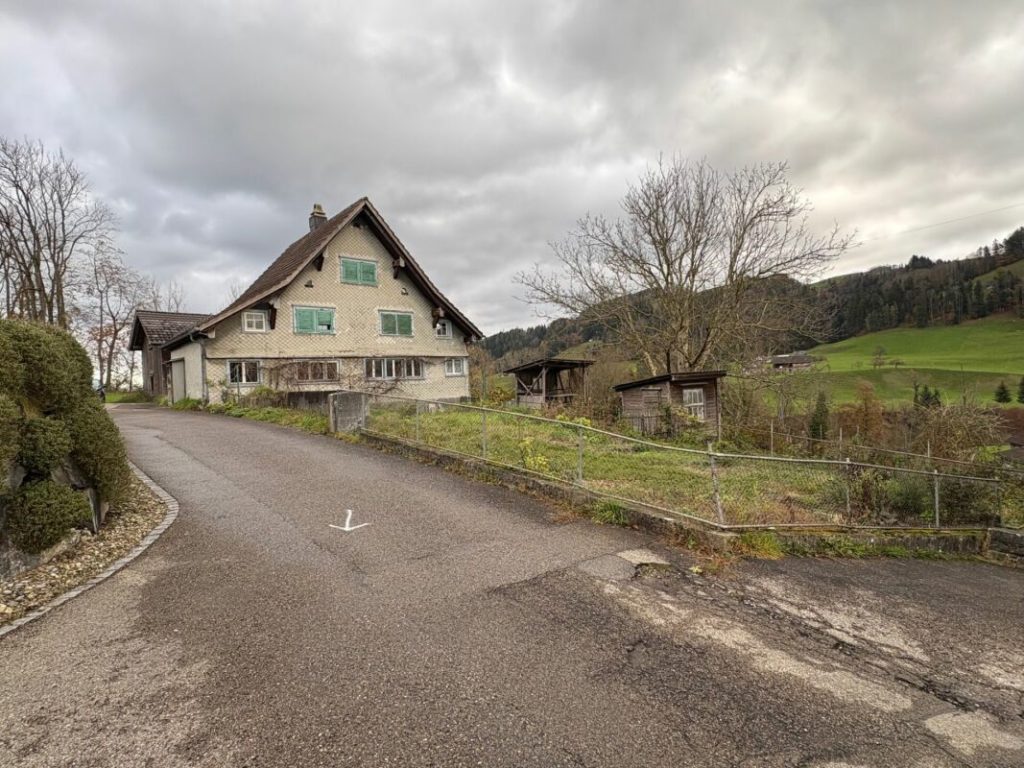 Bauparzelle oder Bestand an schöner Lage - Bild 1